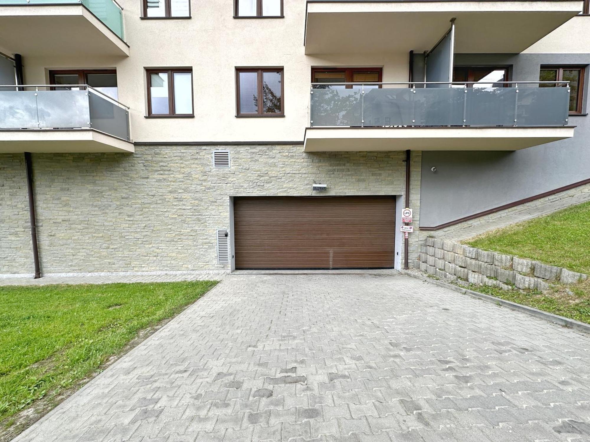 Apartamenty City Center - Zdrojowe กรินีซา ดรอยจ์ ภายนอก รูปภาพ